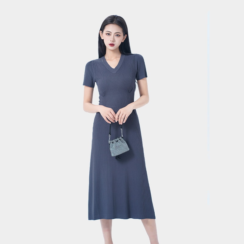 Vestido Tencel de cintura alta en V