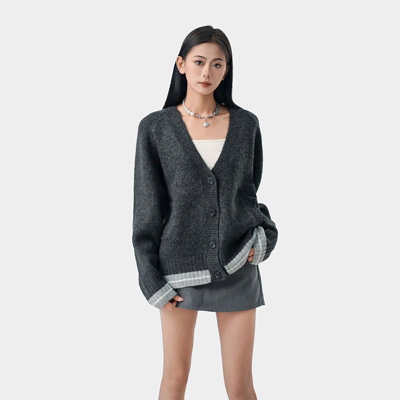 Cárdigan de punto a rayas de gran tamaño